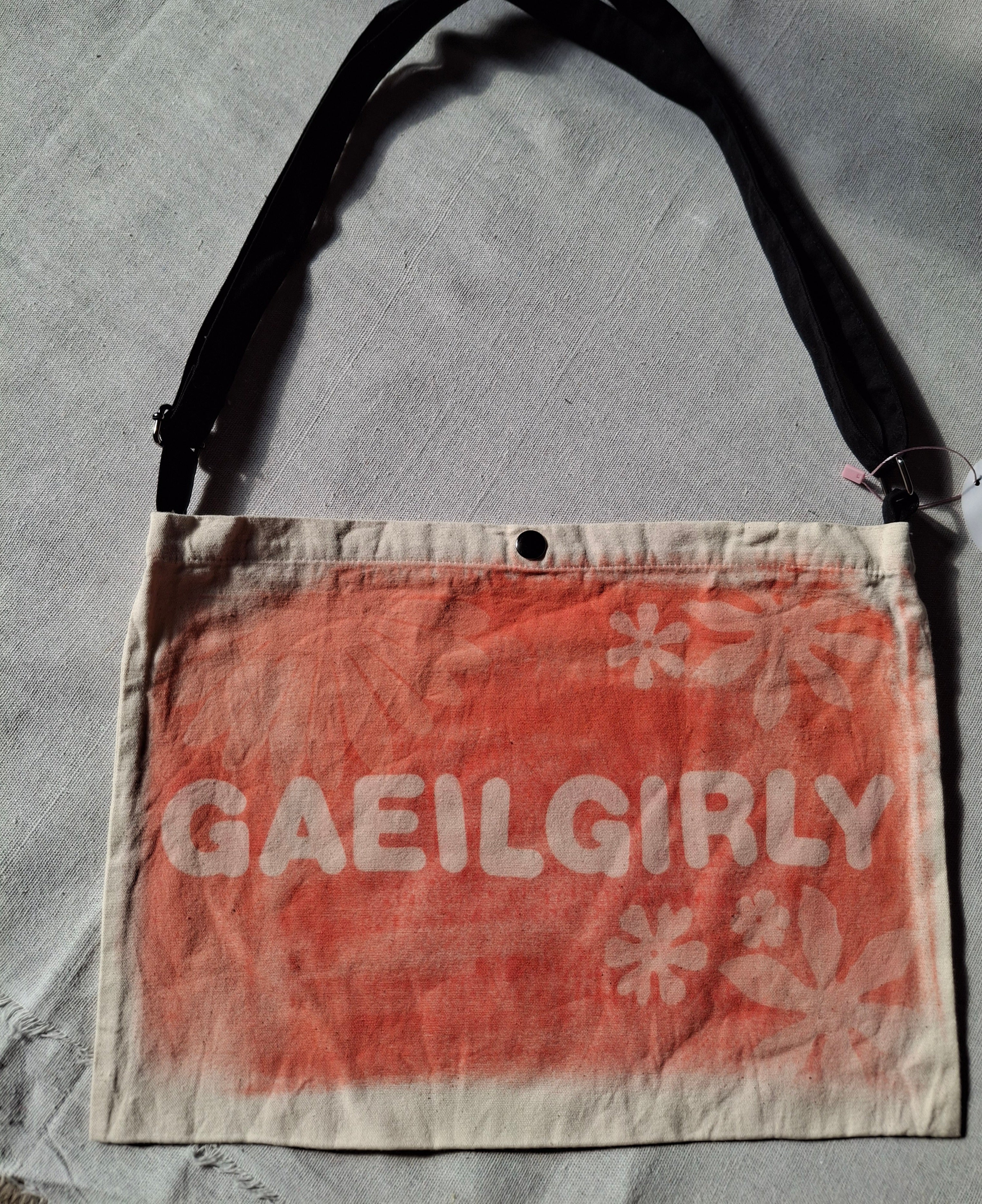 Gaeilgirly adjustable red