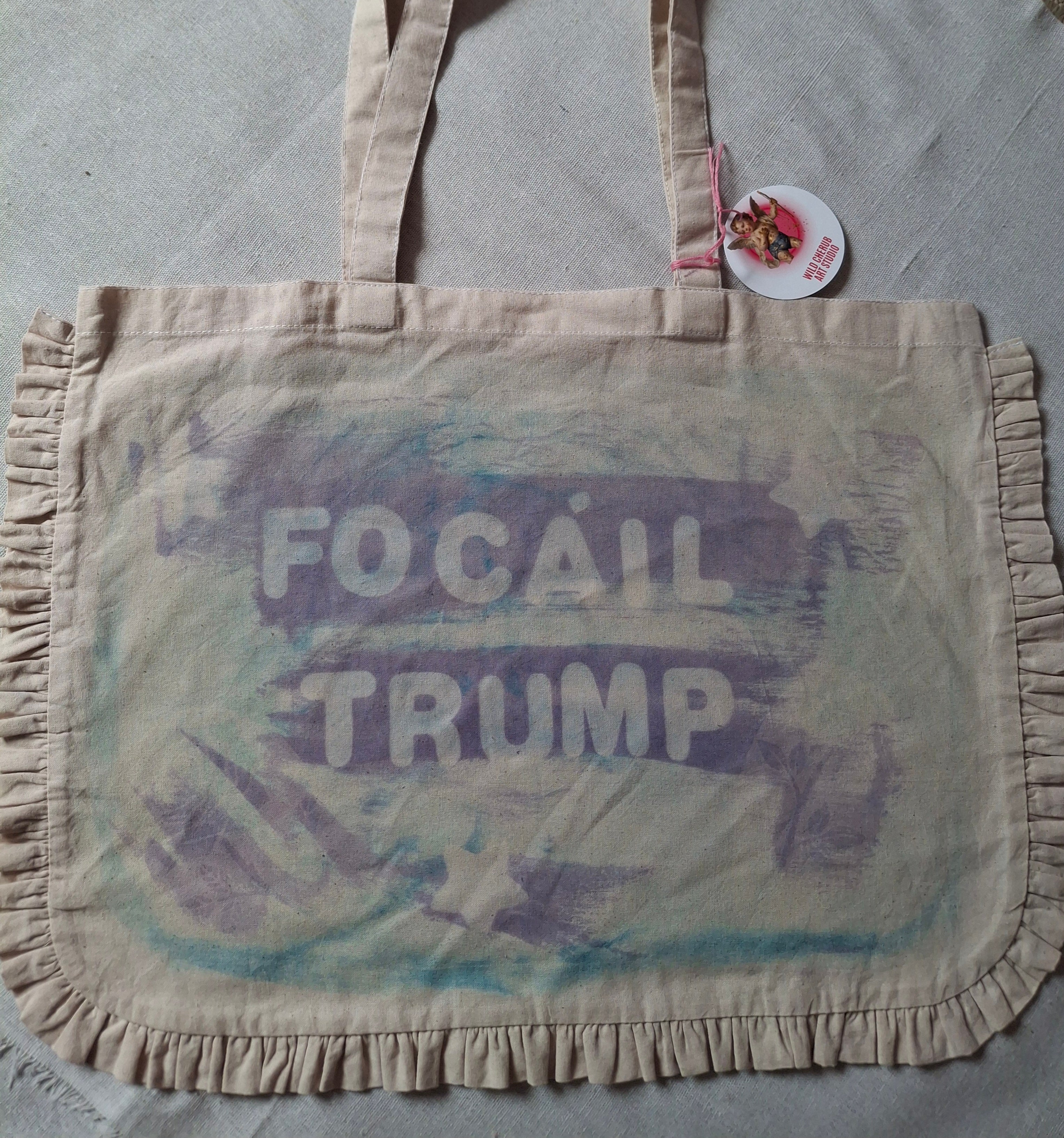 Focáil trump maxi